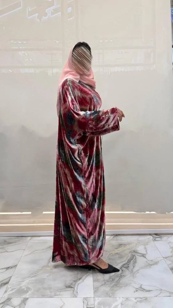 عباية بيور بشت بقماش مخمل بيور طبيعي