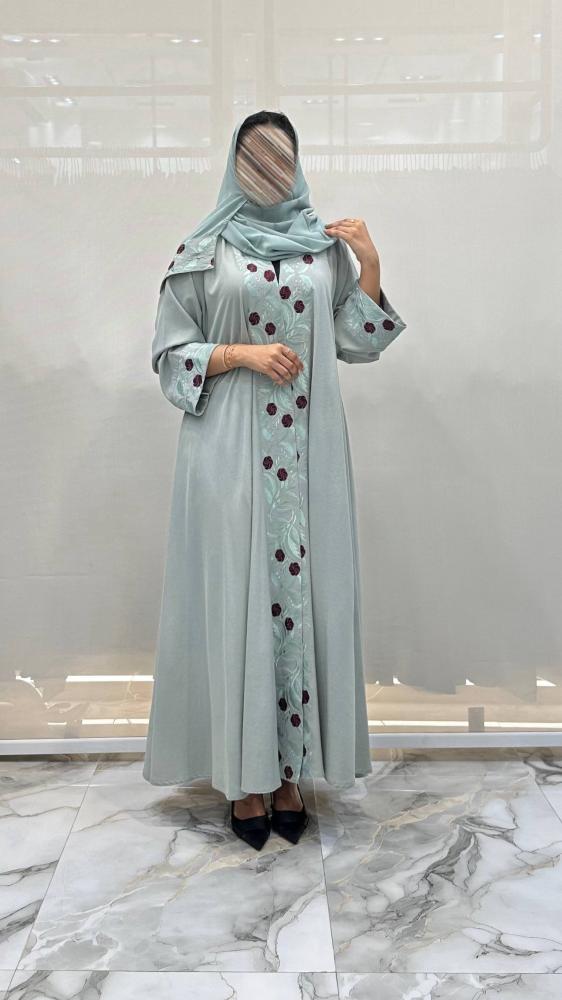 عباية غنى دبل كلوش تطريز للون تيفاني