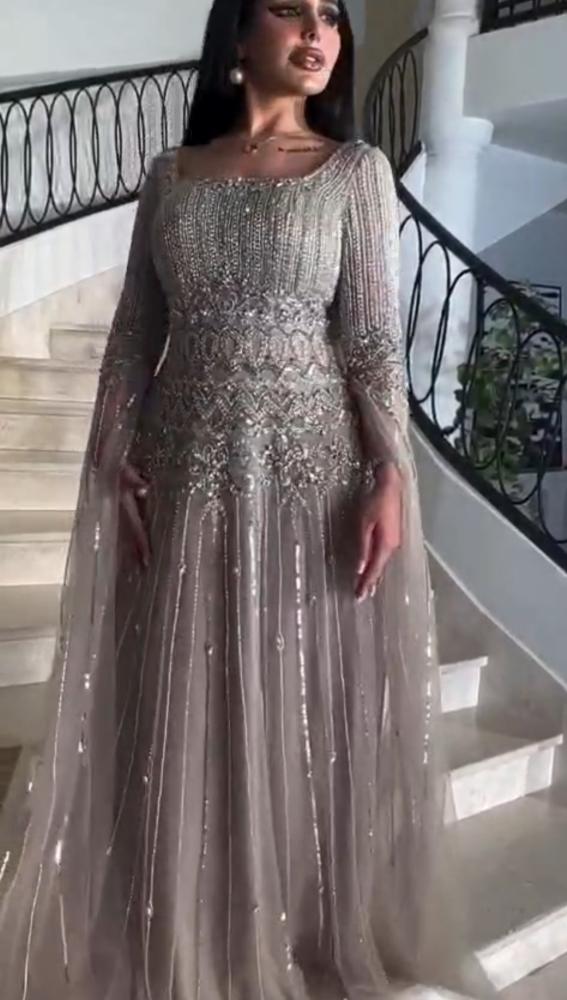 فستان