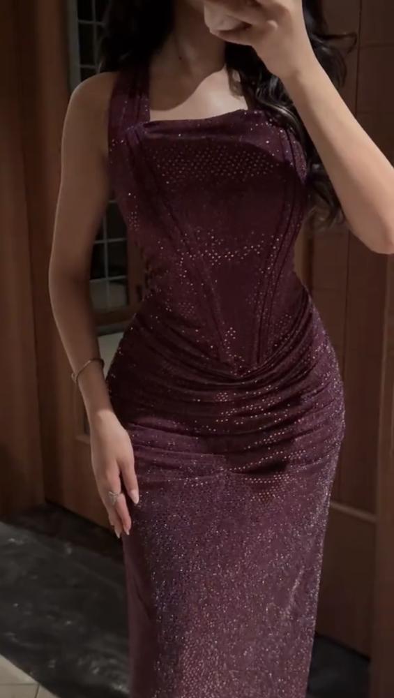 فستان إليسا