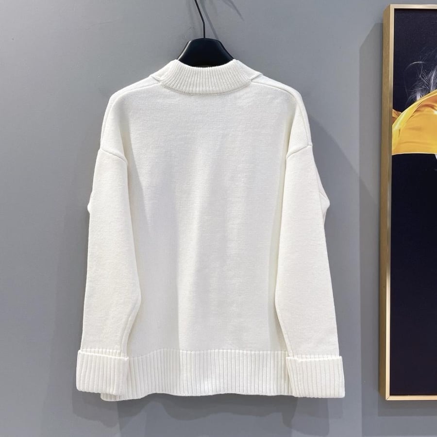 NATURAL WOOL CARDIGAN WITH AMI DE COEUR