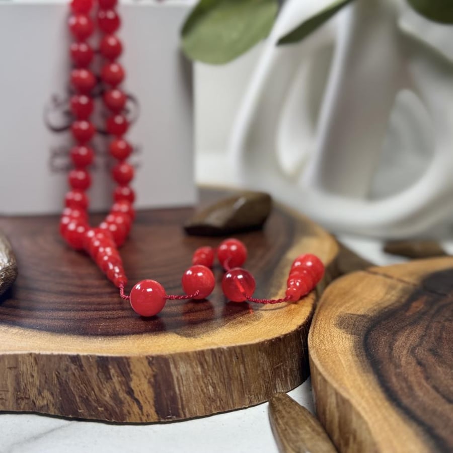 Red Fatoran prayer bead string