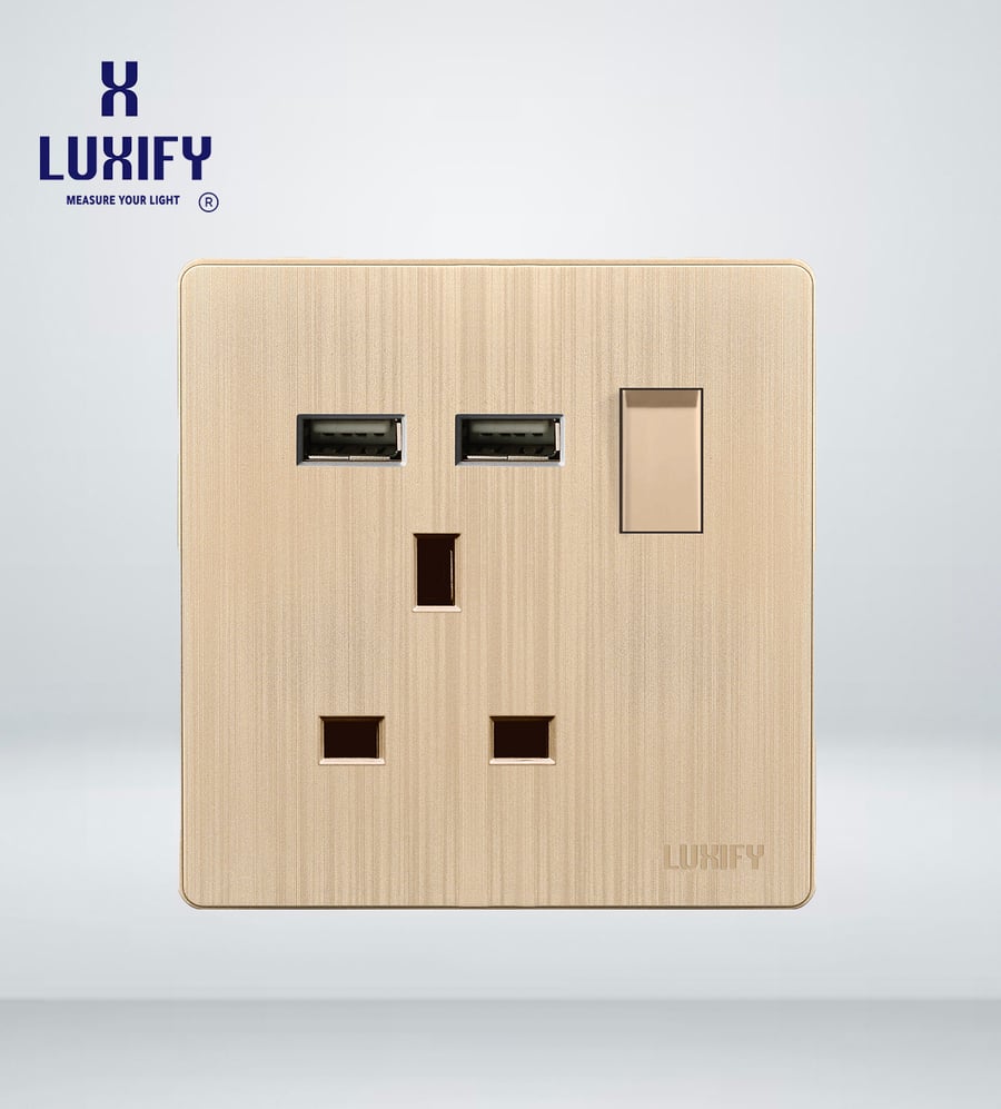 فيش 13 A مع USB LUXIFY ذهبى