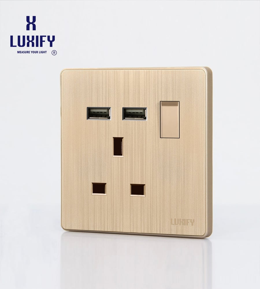فيش 13 A مع USB LUXIFY ذهبى