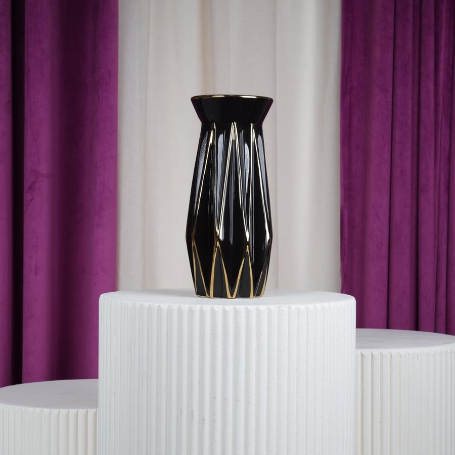 Black ceramic vase with geometric design