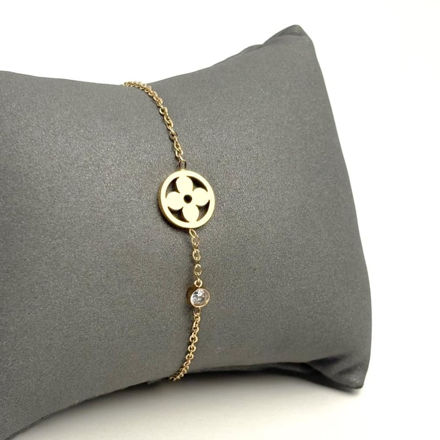 اسواره LV ذهبي ماستر