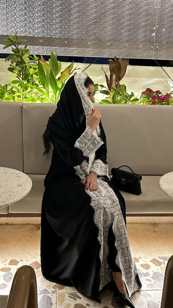 عباية ميرا