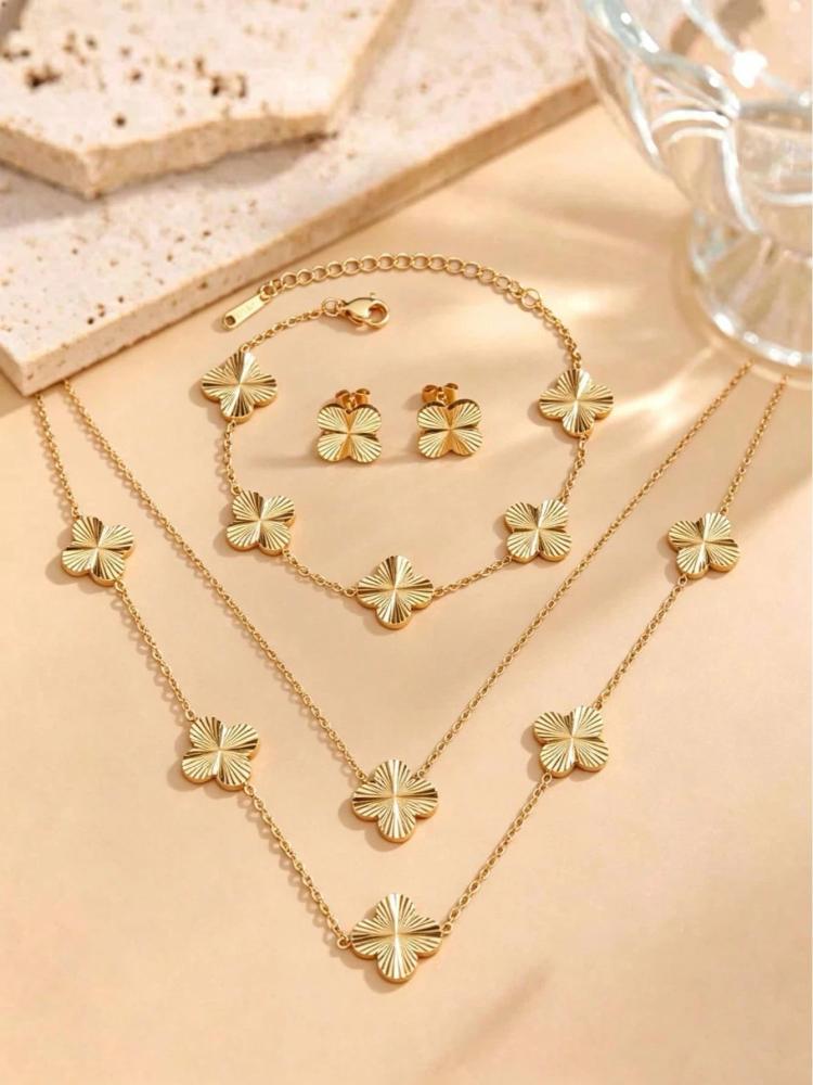 اكسسوارات مطليه ذهب