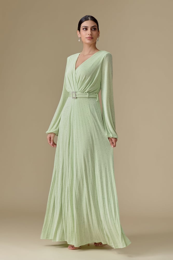 GREEN