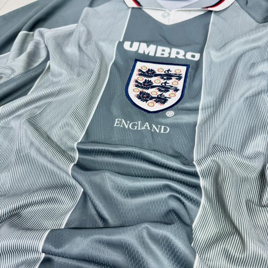 England- إنجلترا
