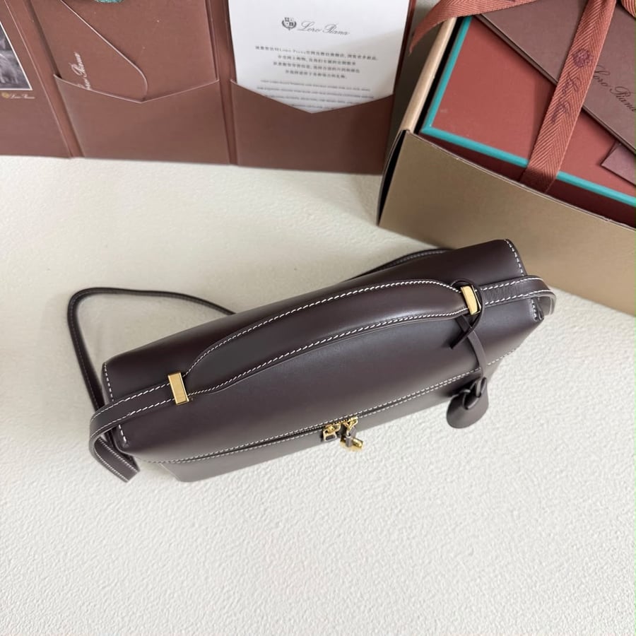 Loro Piana Extra Bag L27