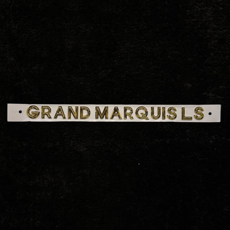 كتابة حروف شنطة قراند ماركيز ال اس   GRAND MARQIUS LS ذهبي