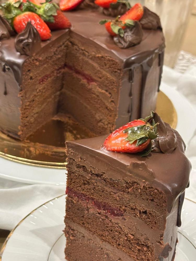 Rich chiffon Chocolate Cake