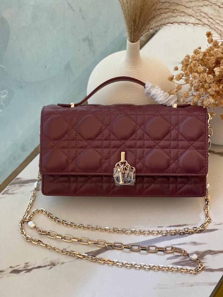 شنطة DIOR ميرور كواليتي | تسليم فوري
