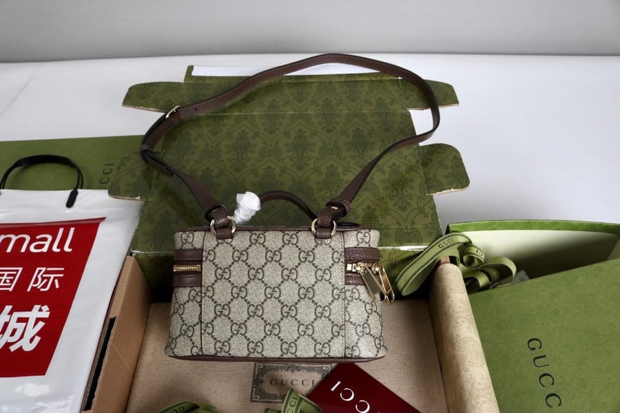 Gucci master copy bag with accessories | pre-order