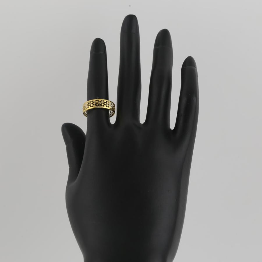 دبلة ذهب مزخرف جميل - عيار 21