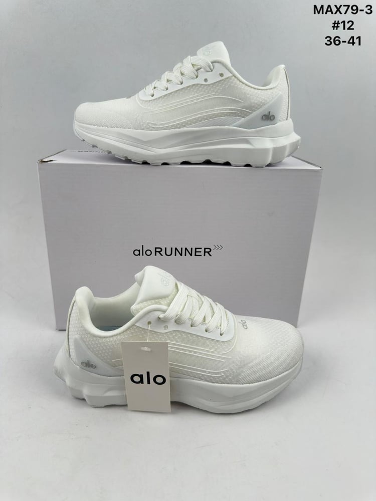 Stylish sports shoe from alo RUNNER