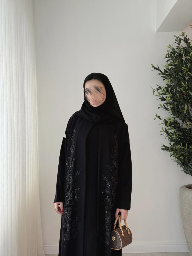 F25