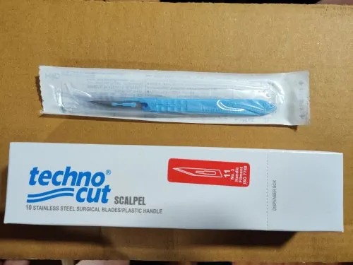 مشرط جراحي HMD Techno Cut رقم 11 - عبوة 10 قطع