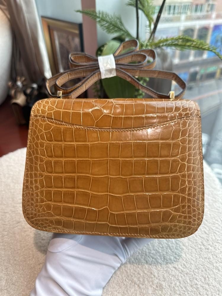 Hermès Constance 18cm