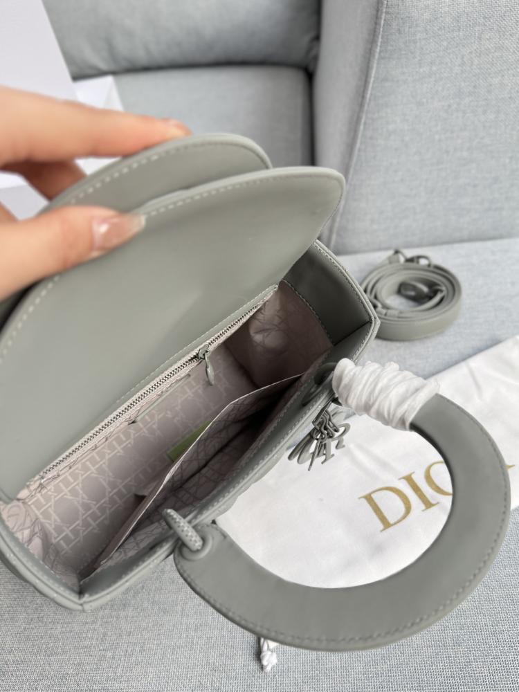 شنطة ليدي ديور سوبر ماستر