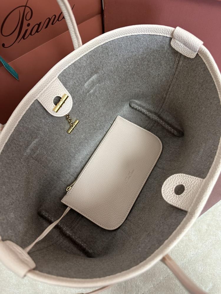 Loro Piana – Ghiera Shopper Small Cream Honey