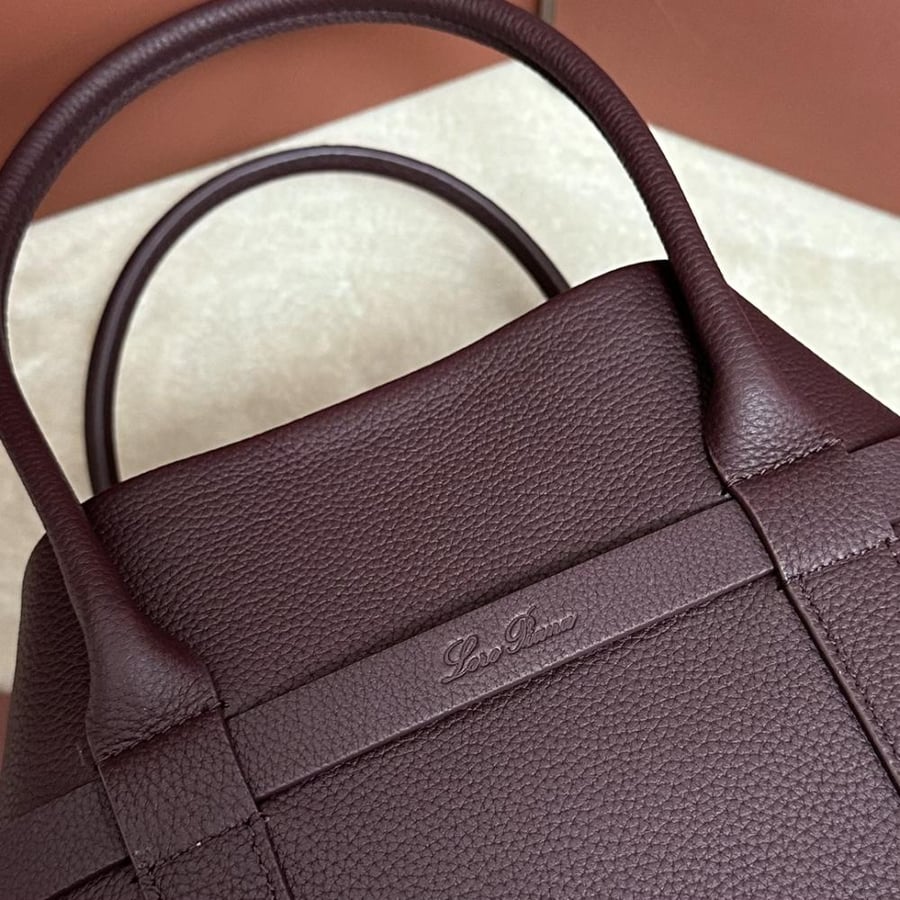 Loro Piana – Ghiera Shopper Small Red Bean