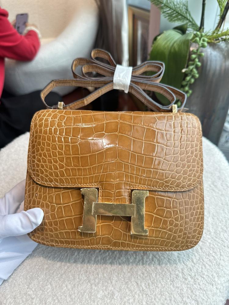 Hermès Constance 18cm