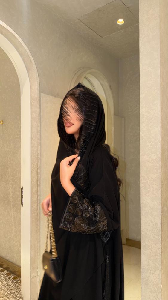 W101 ABAYA