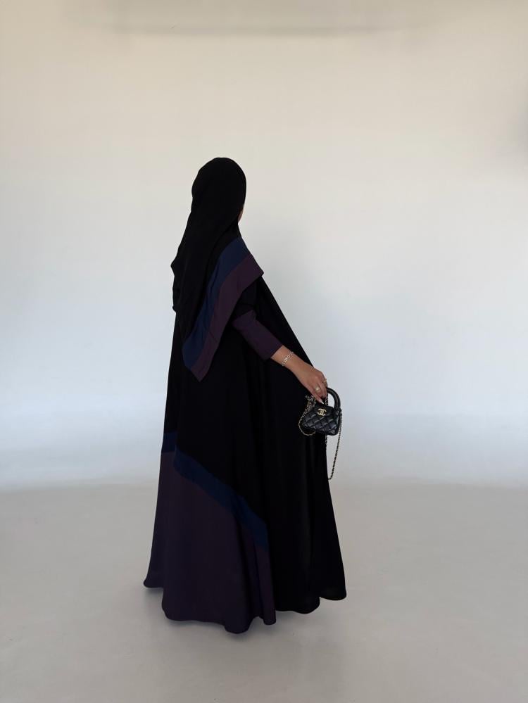 W135 ABAYA