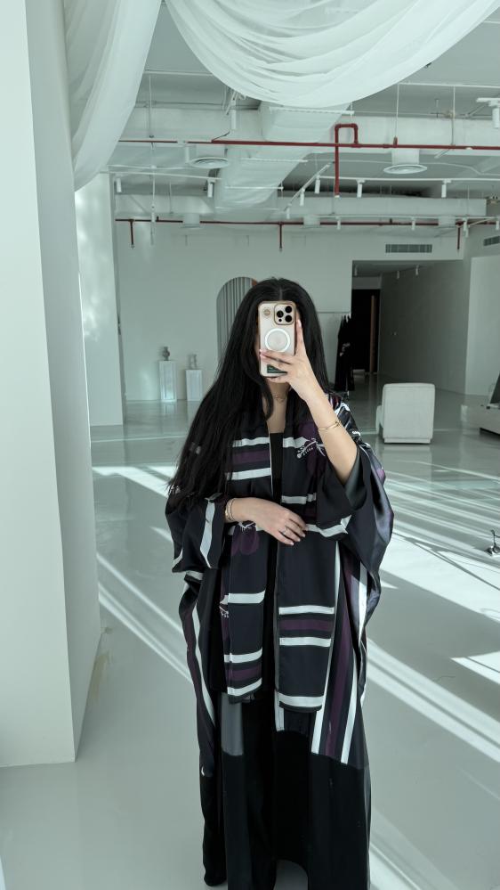 W129 ABAYA