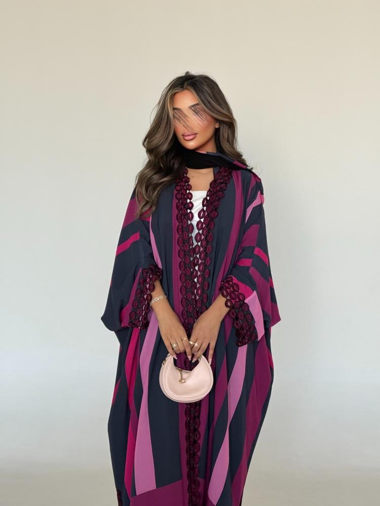W144  ABAYA