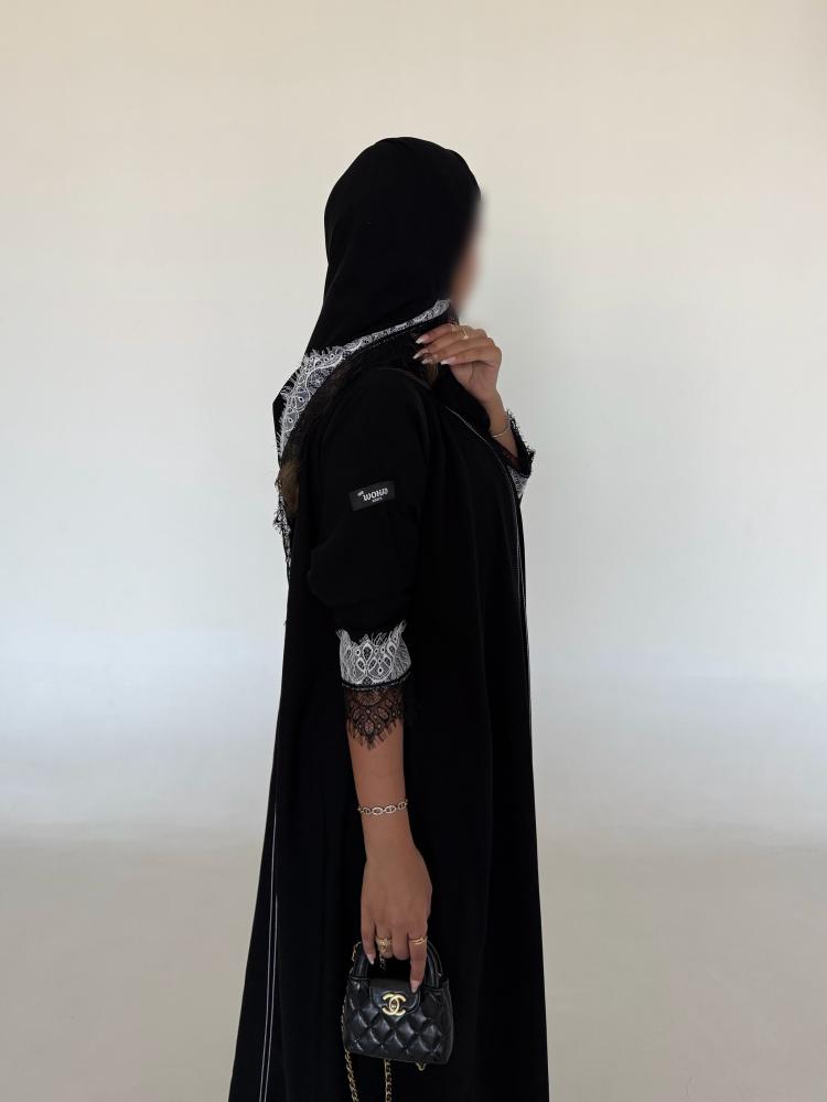 W137 ABAYA