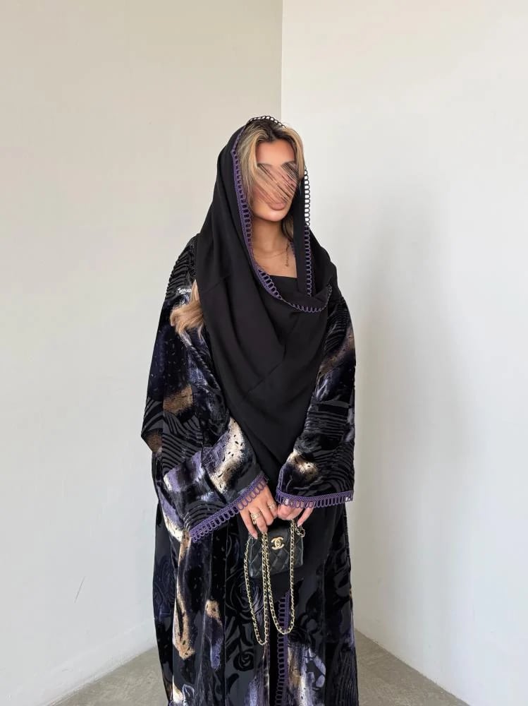 W161 ABAYA
