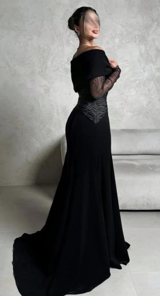 Dina's dress