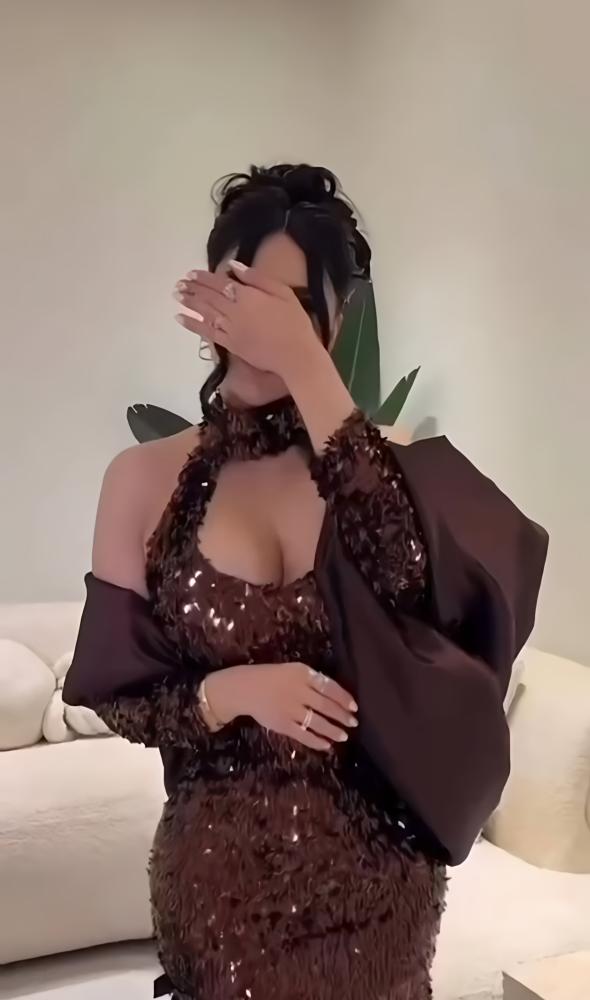 فستان ناديه