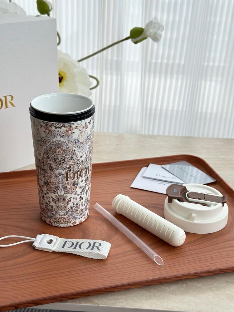 Dior mug