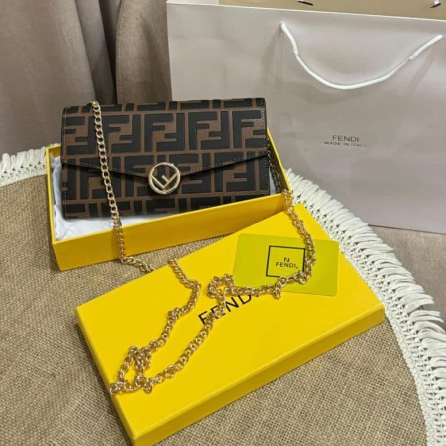 شنطة فندي