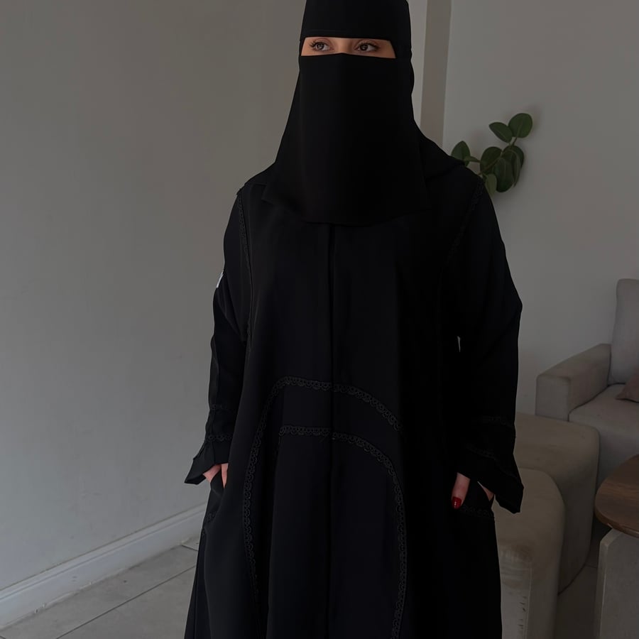 عباية أمل + طرحة + نقاب مجانا