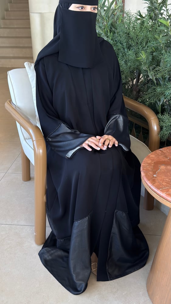عباية المها خليجية