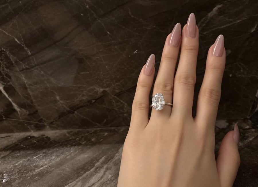Oval Cut –8Carat