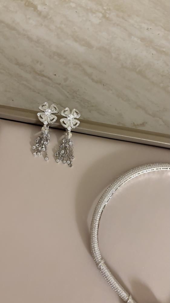 Bloom Elegance
