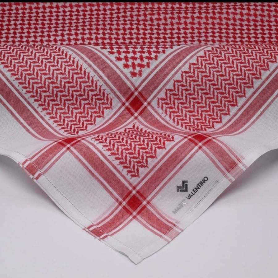Mario Valentino red classic ghutra 2026