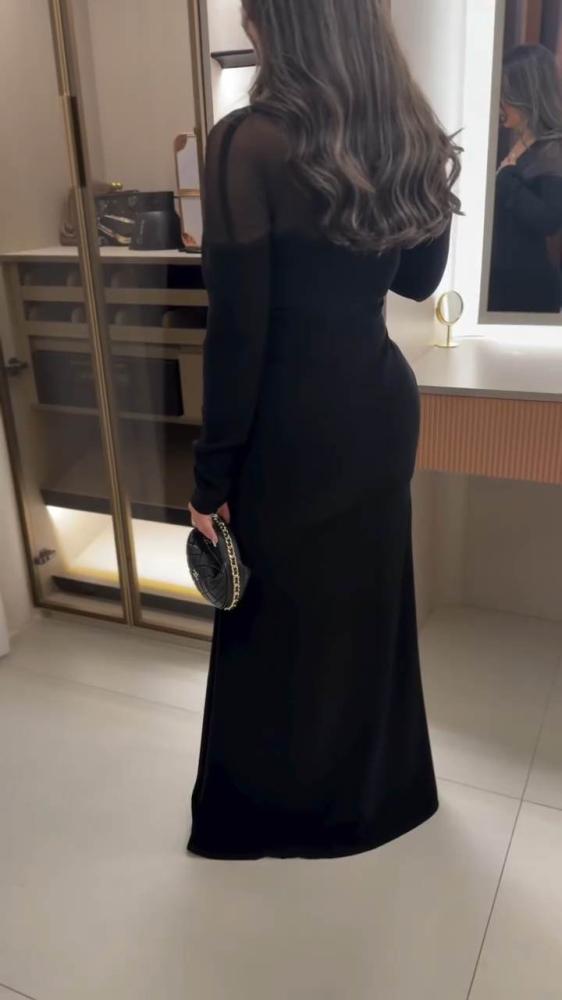 فستان سهرة أسود ملكي بقصة حورية أنيقة