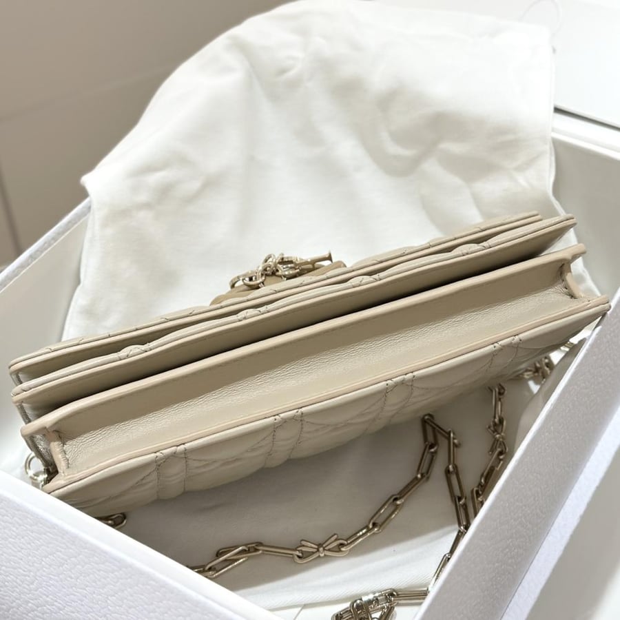 21x11.5x4.5cm