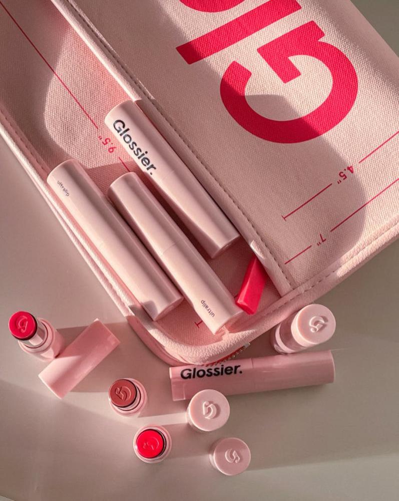 حقيبة مستحضرات التجميل Glossier Beauty Bag