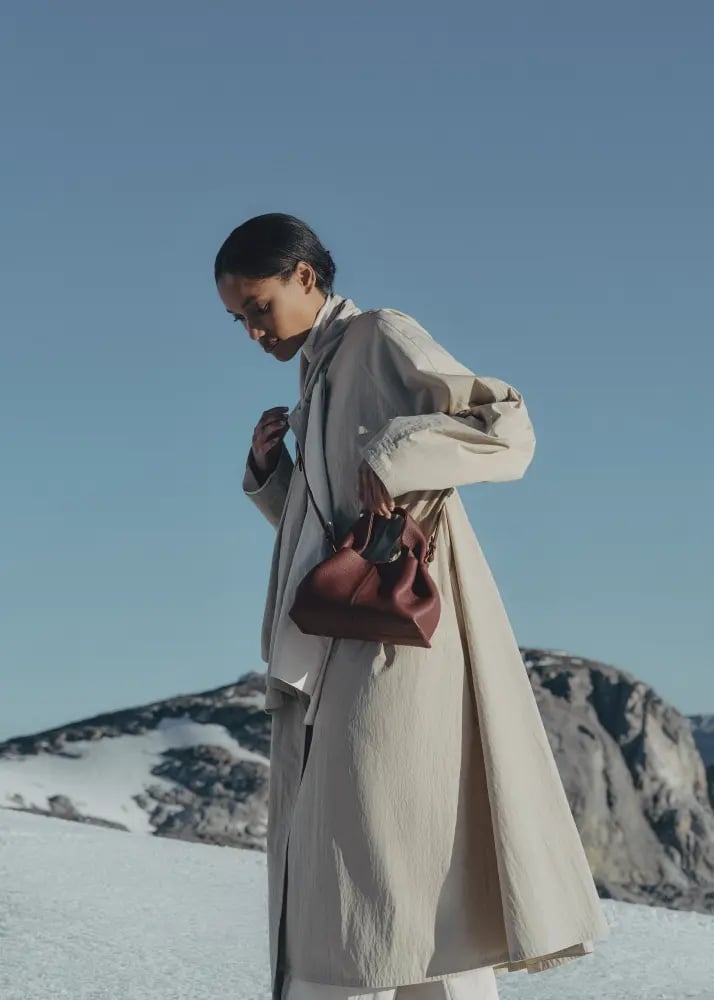 حقيبة بولين Textured Black Cherry - Numéro Neuf