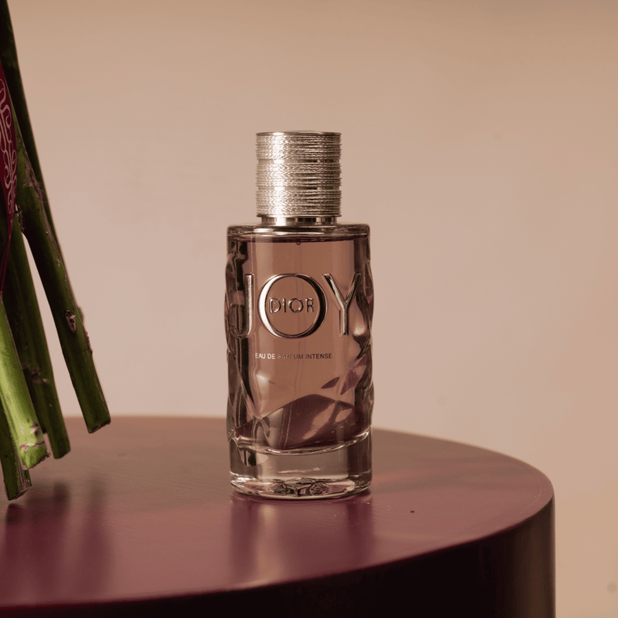 باقة شغف وأناقة مع عطر ديور جوي