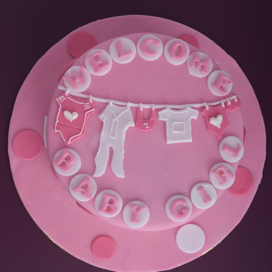 كيكة ( Welcome Baby Girl ) من هيلين