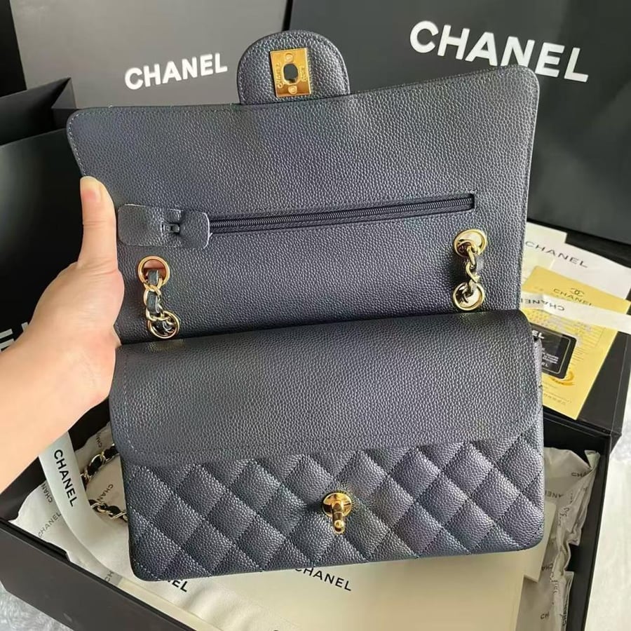 CHANEL Classic Small Flap Bag